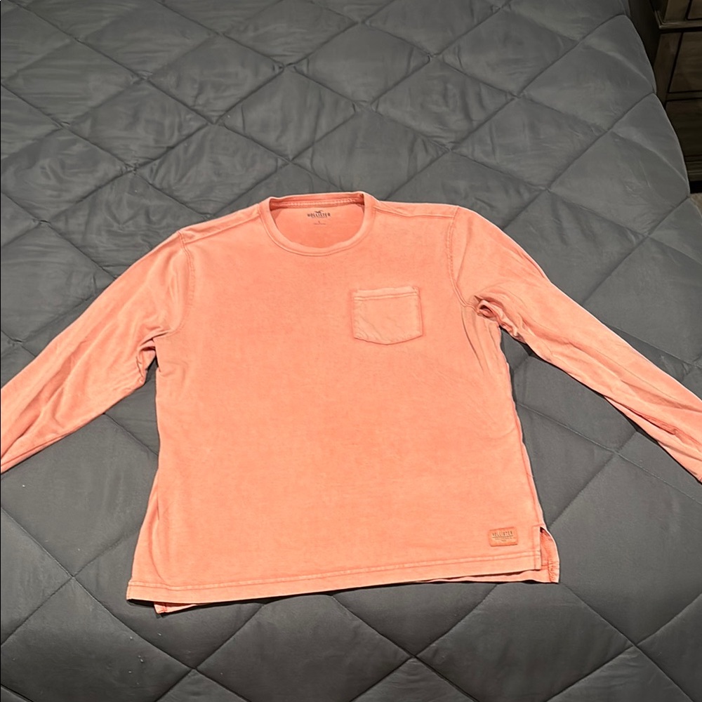 2 hollister long sleeve tees